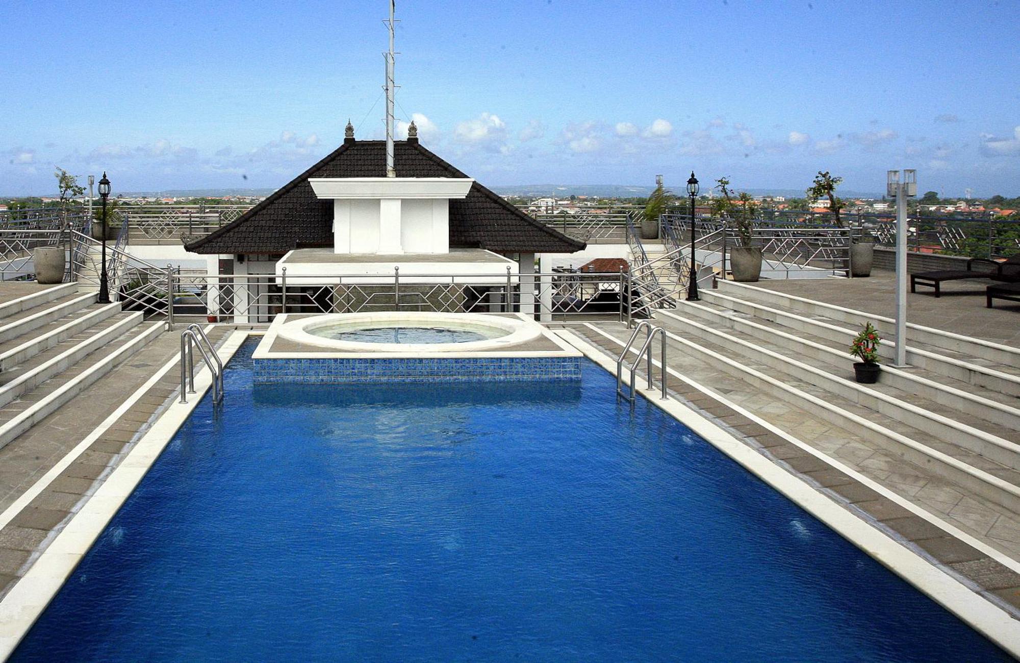Bali Paradise City Hotel Dempassar Exterior foto