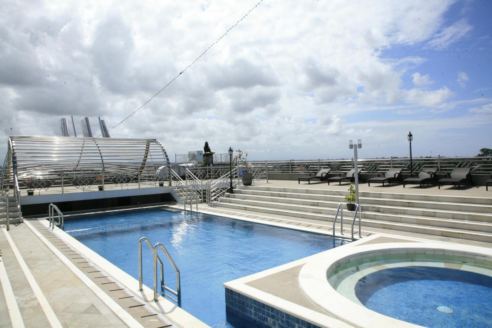 Bali Paradise City Hotel Dempassar Exterior foto