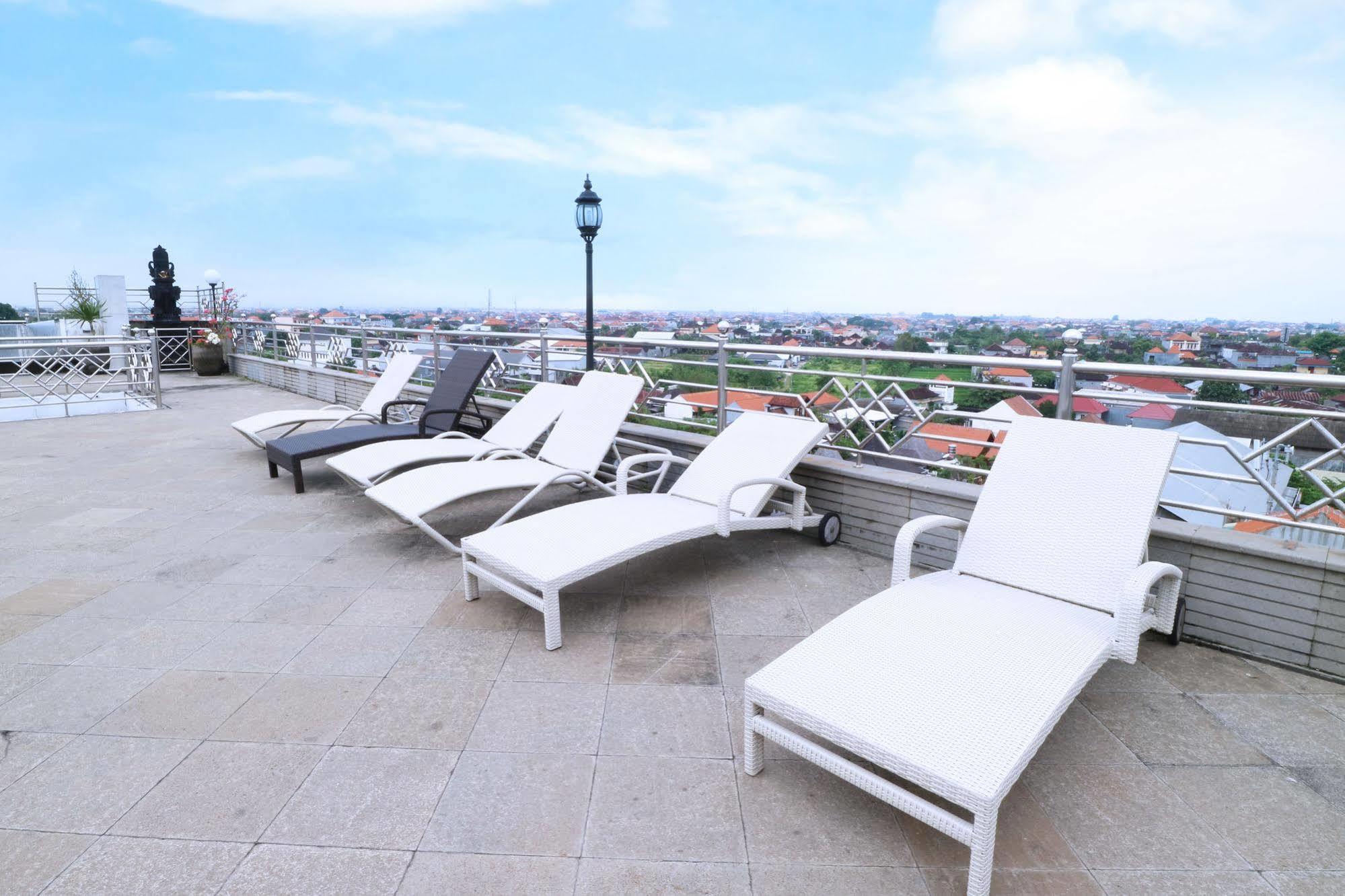 Bali Paradise City Hotel Dempassar Exterior foto